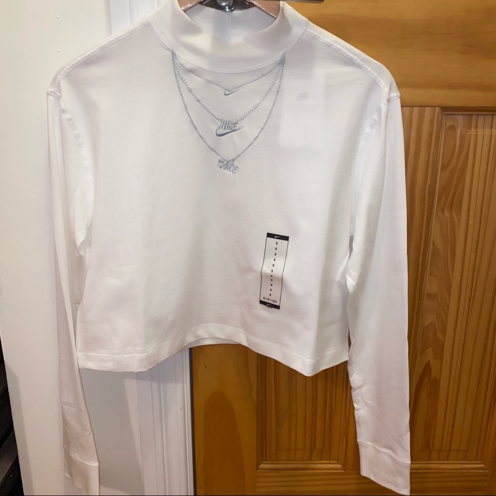 NWT Nike Chain Turtleneck Longsleeve
